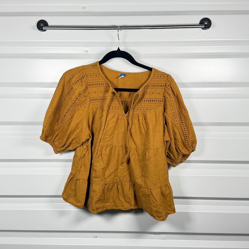 Old Navy Eyelet Blouse Womens Medium Mustard Yellow Tiered Peplum Puff Sleeve